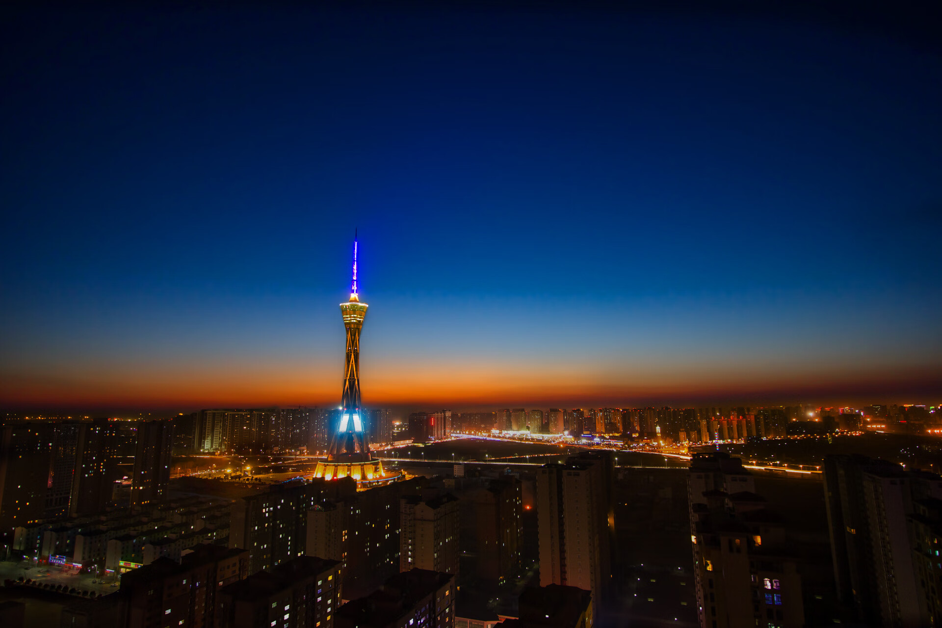 开云下载-中国足球国家队伤病恢复管理体系全面完善,国家队受伤俱乐部治疗